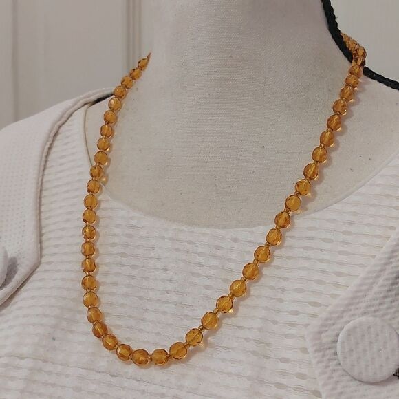 Vintage Czech Glass Yellow Citrine Bead Necklace Twist Barrel Clasp - Picture 3 of 5